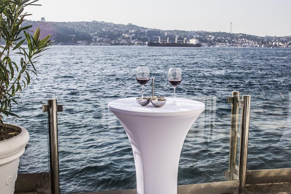 Bosphorus Palace Hotel Istanboel Buitenkant foto